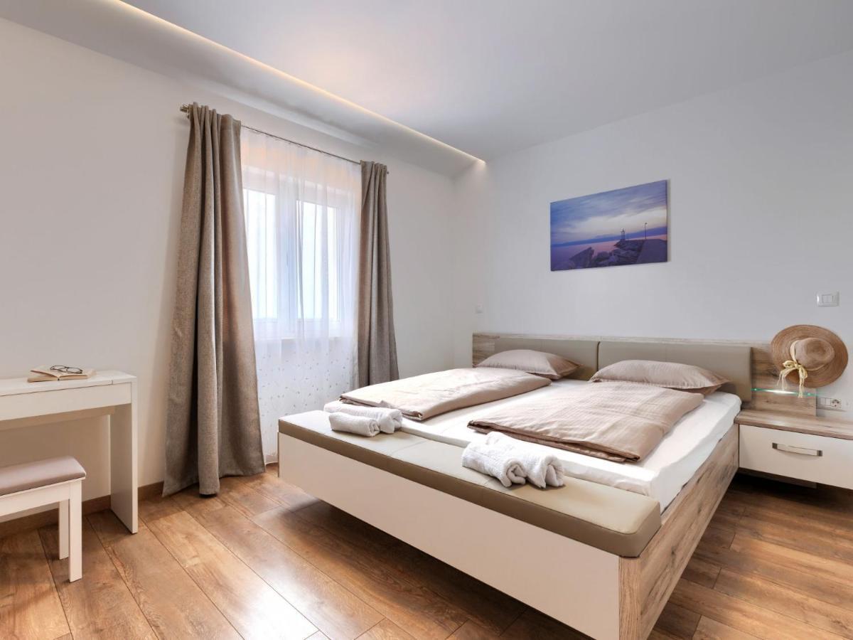 Holiday Home Villa Dora By Interhome Пула Экстерьер фото